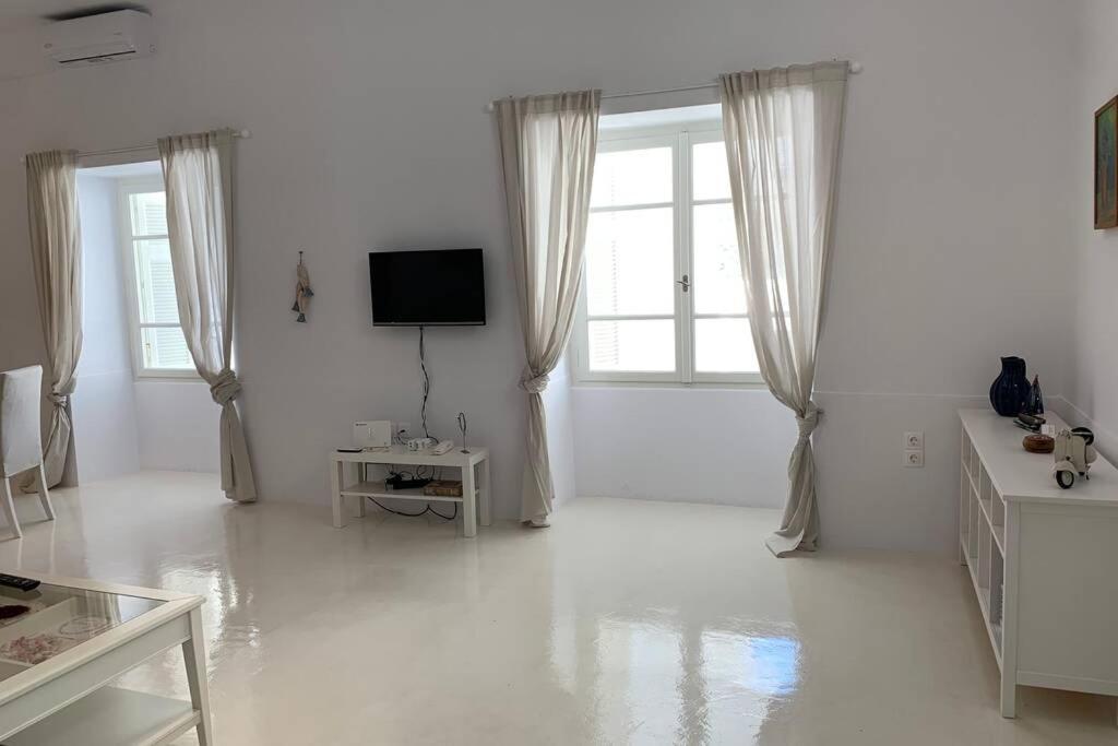 Ευημερία Apartment อานดรอส ภายนอก รูปภาพ
